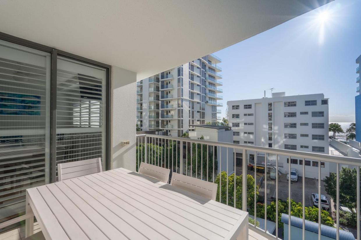 Seamark On First Mooloolaba Bagian luar foto